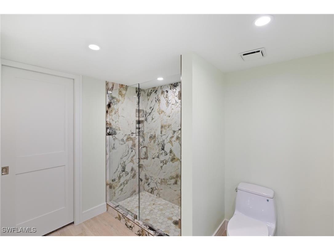 2316 Gulf Shore Boulevard N #411 Naples FL 34103 225081451 image20