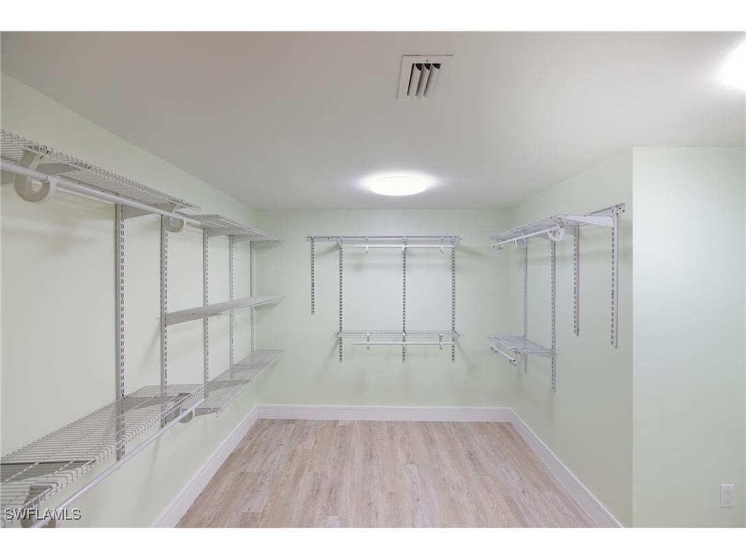 2316 Gulf Shore Boulevard N #411 Naples FL 34103 225081451 image23