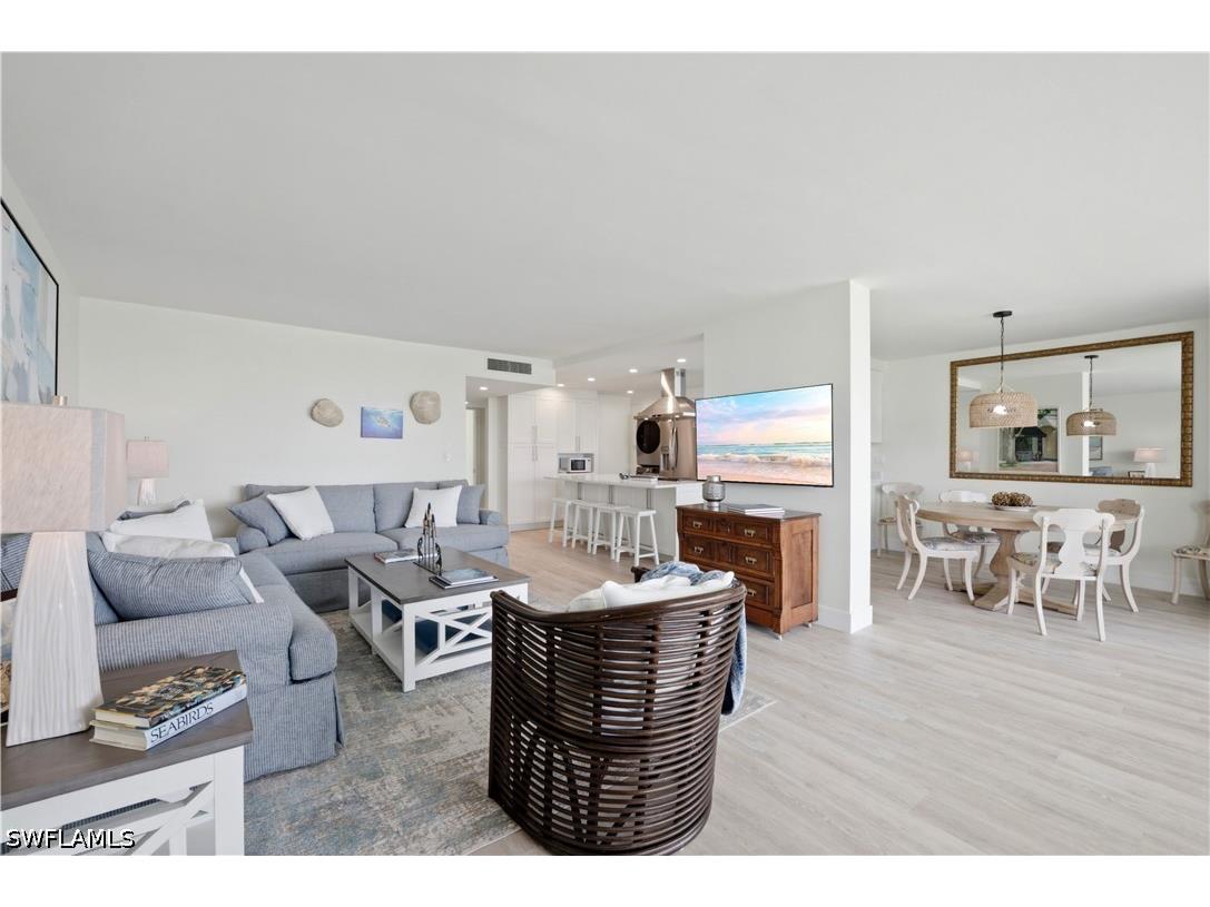 2316 Gulf Shore Boulevard N #411 Naples FL 34103 226022557 image12