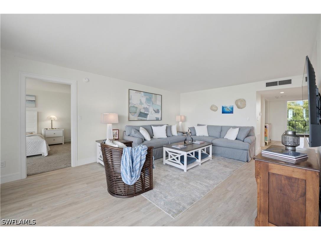 2316 Gulf Shore Boulevard N #411 Naples FL 34103 226022557 image14