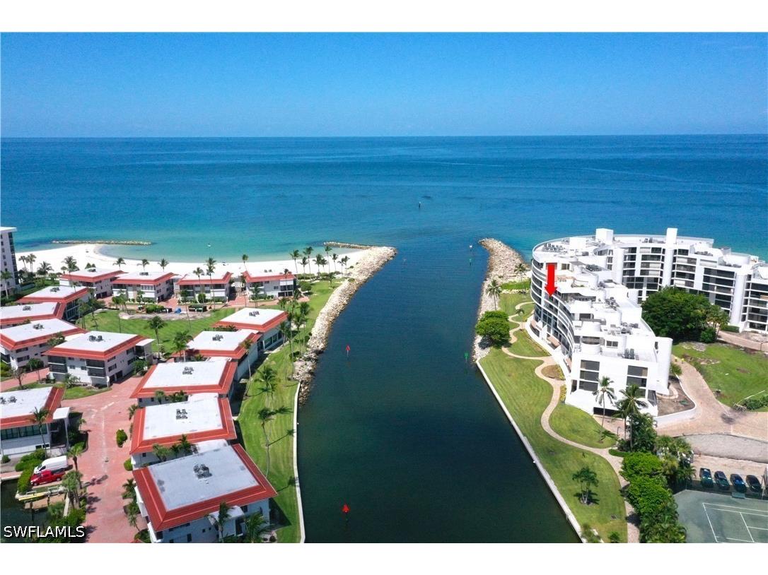 2316 Gulf Shore Boulevard N #411 Naples FL 34103 226022557 image5