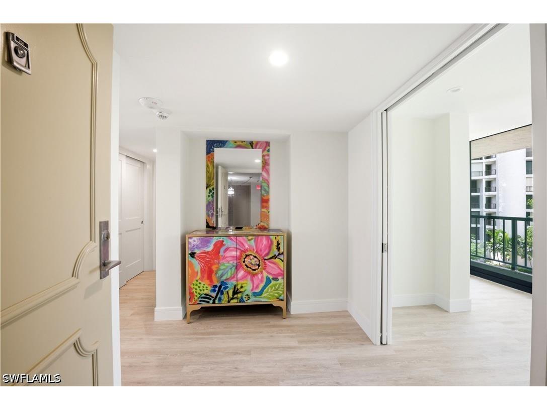 2316 Gulf Shore Boulevard N #411 Naples FL 34103 226022557 image6