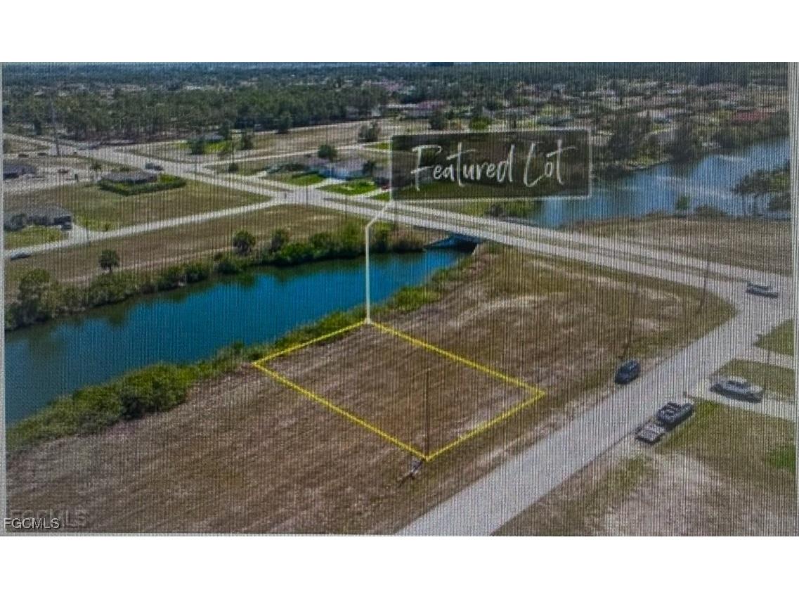 2316 NW 25th Terrace Cape Coral FL 33993 2025004767 image3