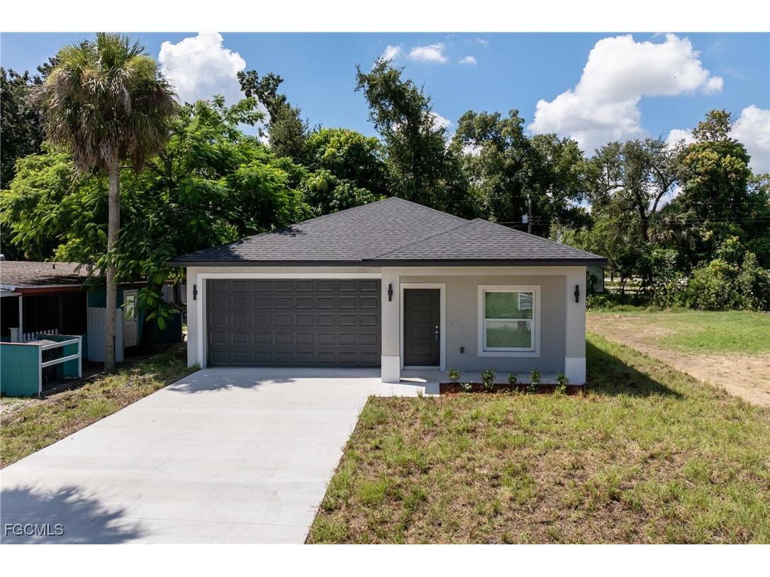2316 Willard Street Fort Myers FL 33901 2025006265 image1