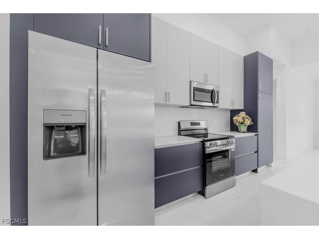 2317 Kismet Parkway W Cape Coral FL 33993 2026012257 image4