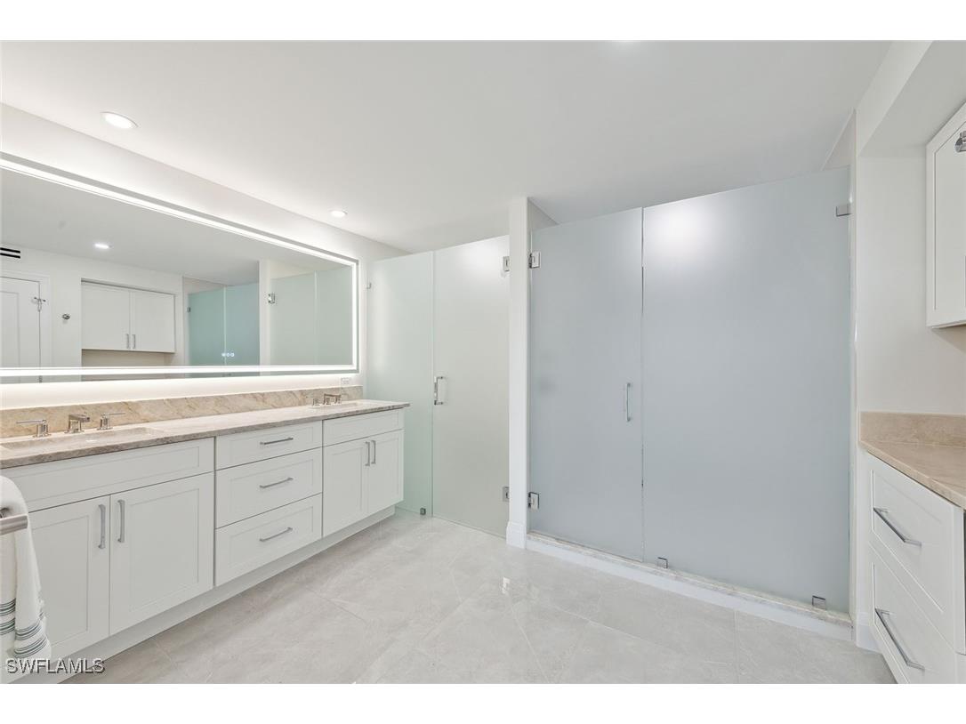 2318 Gulf Shore Boulevard N #510 Naples FL 34103 224100610 image15