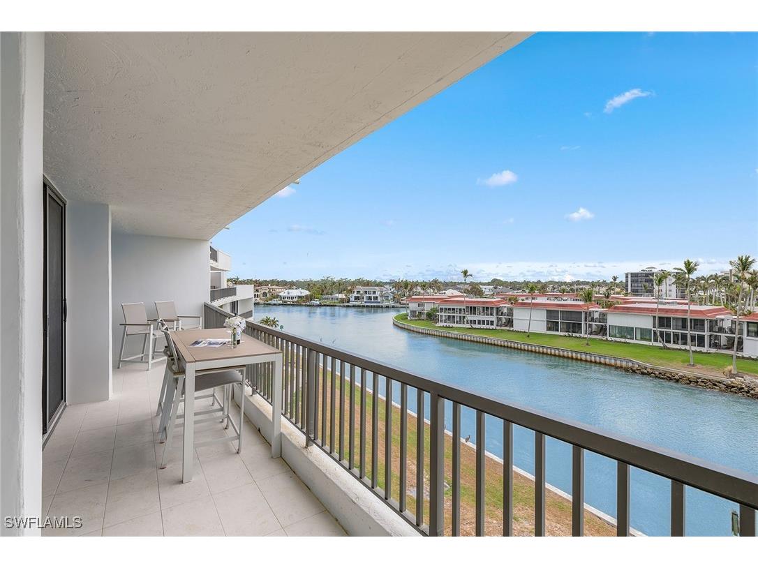 2318 Gulf Shore Boulevard N #510 Naples FL 34103 224100610 image17