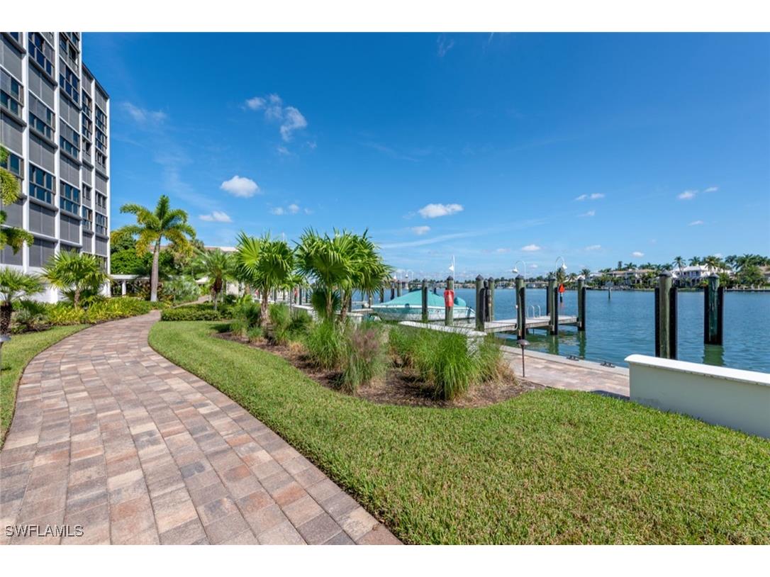 2318 Gulf Shore Boulevard N #510 Naples FL 34103 224100610 image35