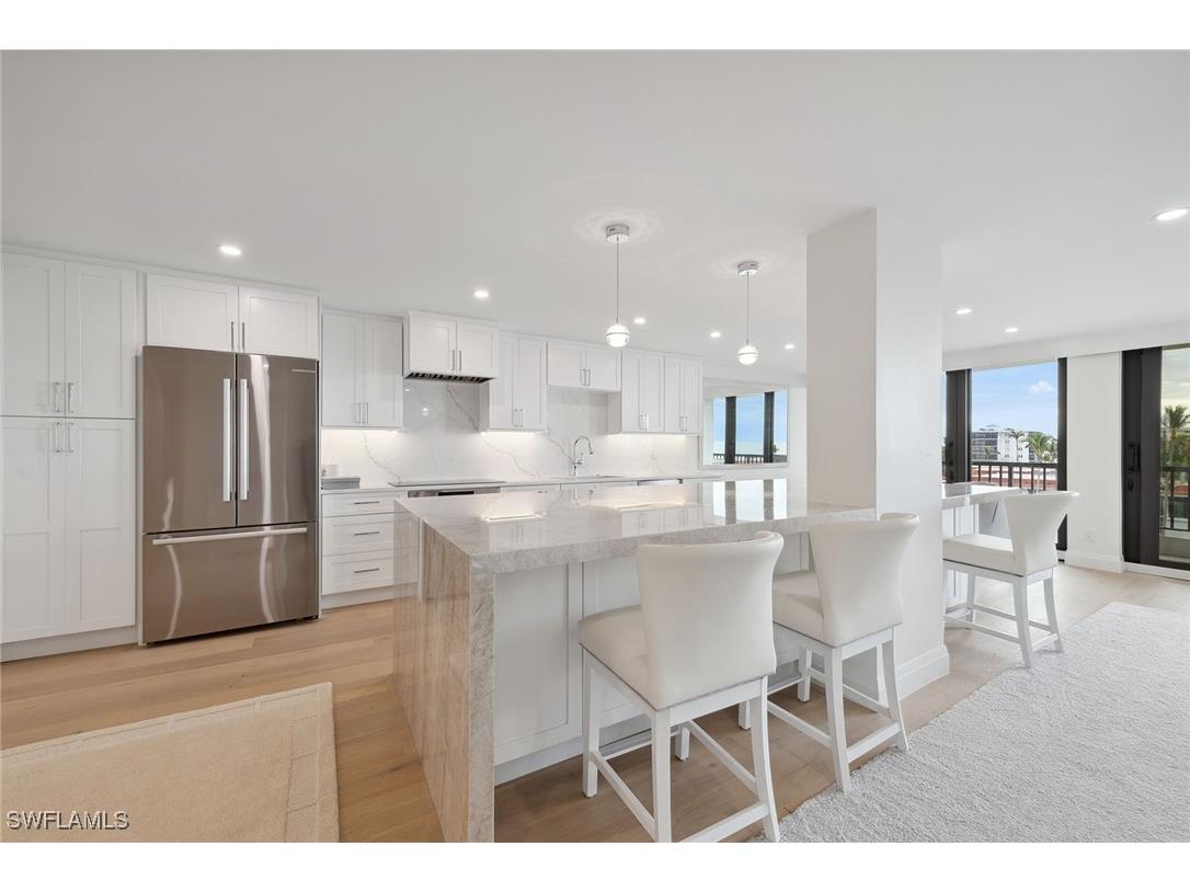 2318 Gulf Shore Boulevard N #510 Naples FL 34103 224100610 image8