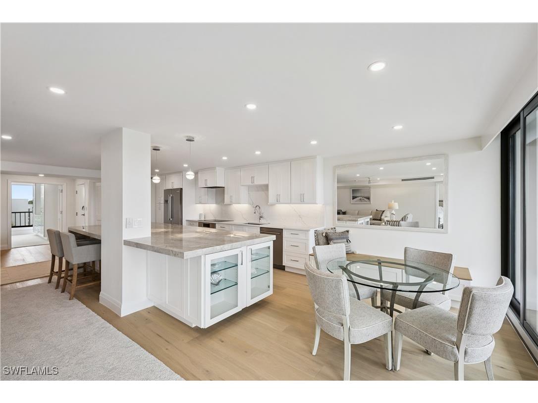 2318 Gulf Shore Boulevard N #510 Naples FL 34103 225063609 image10