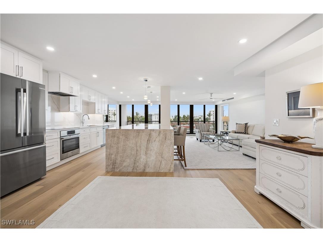 2318 Gulf Shore Boulevard N #510 Naples FL 34103 225063609 image11