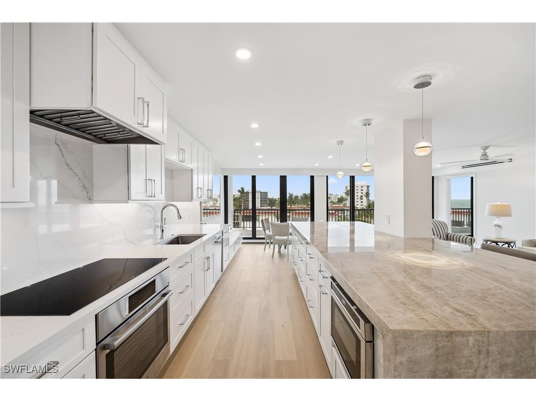 2318 Gulf Shore Boulevard N #510 Naples FL 34103 225063609 image12