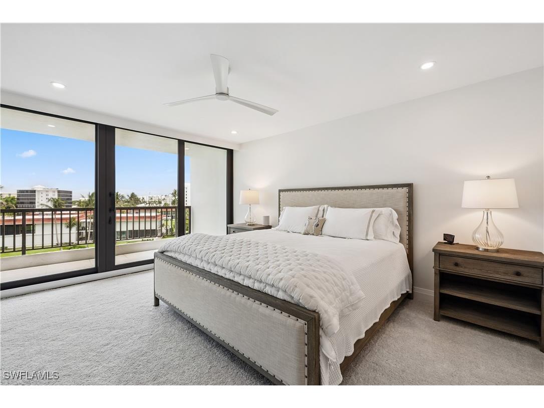 2318 Gulf Shore Boulevard N #510 Naples FL 34103 225063609 image16