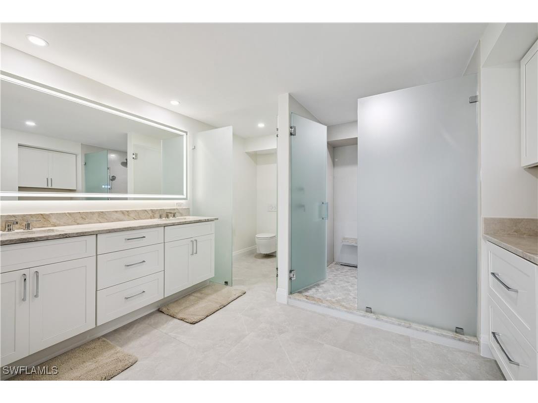 2318 Gulf Shore Boulevard N #510 Naples FL 34103 225063609 image20