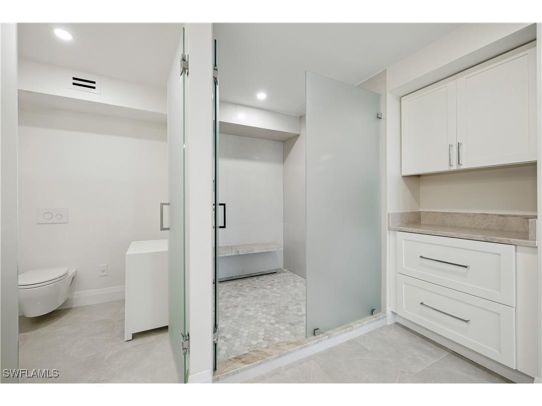 2318 Gulf Shore Boulevard N #510 Naples FL 34103 225063609 image27