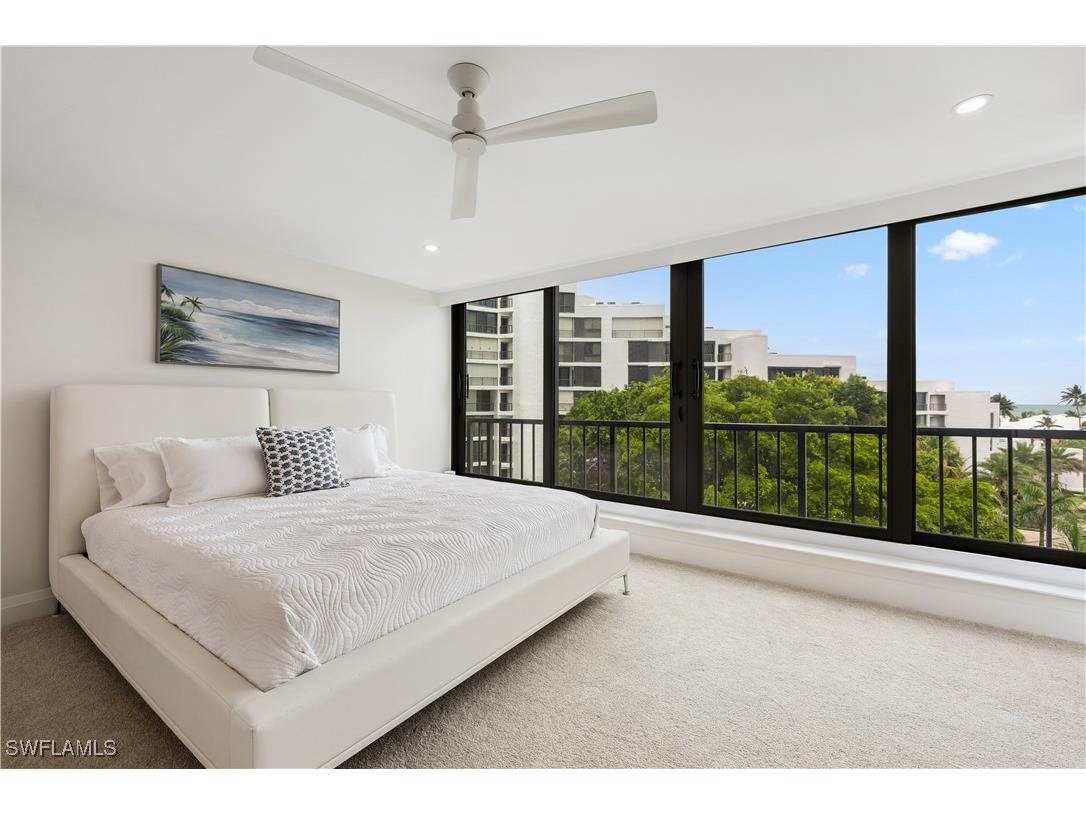 2318 Gulf Shore Boulevard N #510 Naples FL 34103 225063609 image32