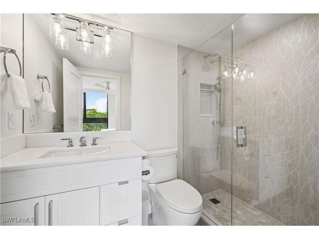 2318 Gulf Shore Boulevard N #510 Naples FL 34103 225063609 image33