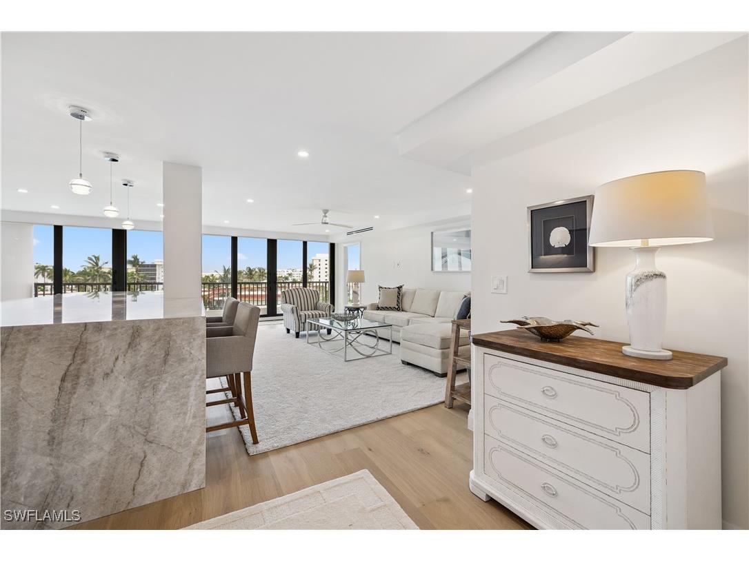 2318 Gulf Shore Boulevard N #510 Naples FL 34103 225063609 image5