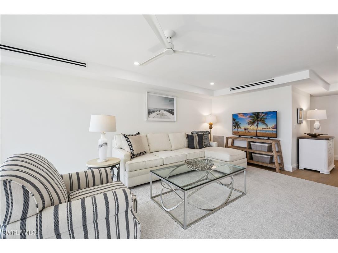 2318 Gulf Shore Boulevard N #510 Naples FL 34103 225063609 image7