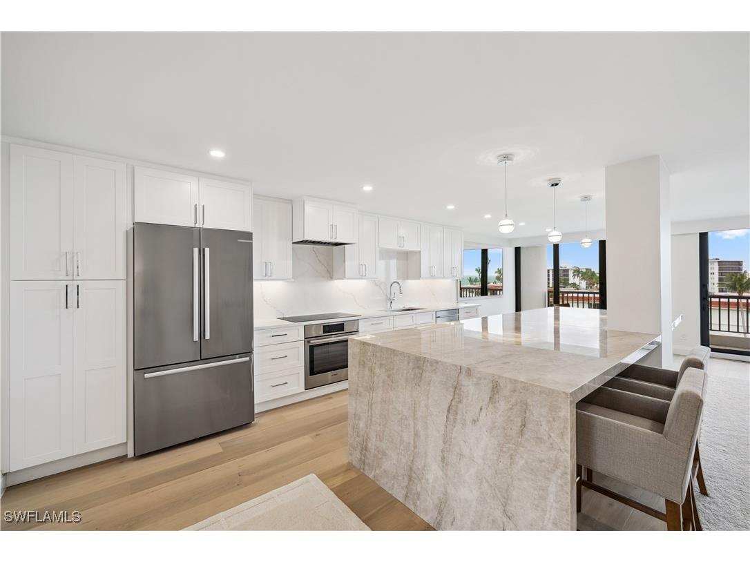 2318 Gulf Shore Boulevard N #510 Naples FL 34103 225063609 image9