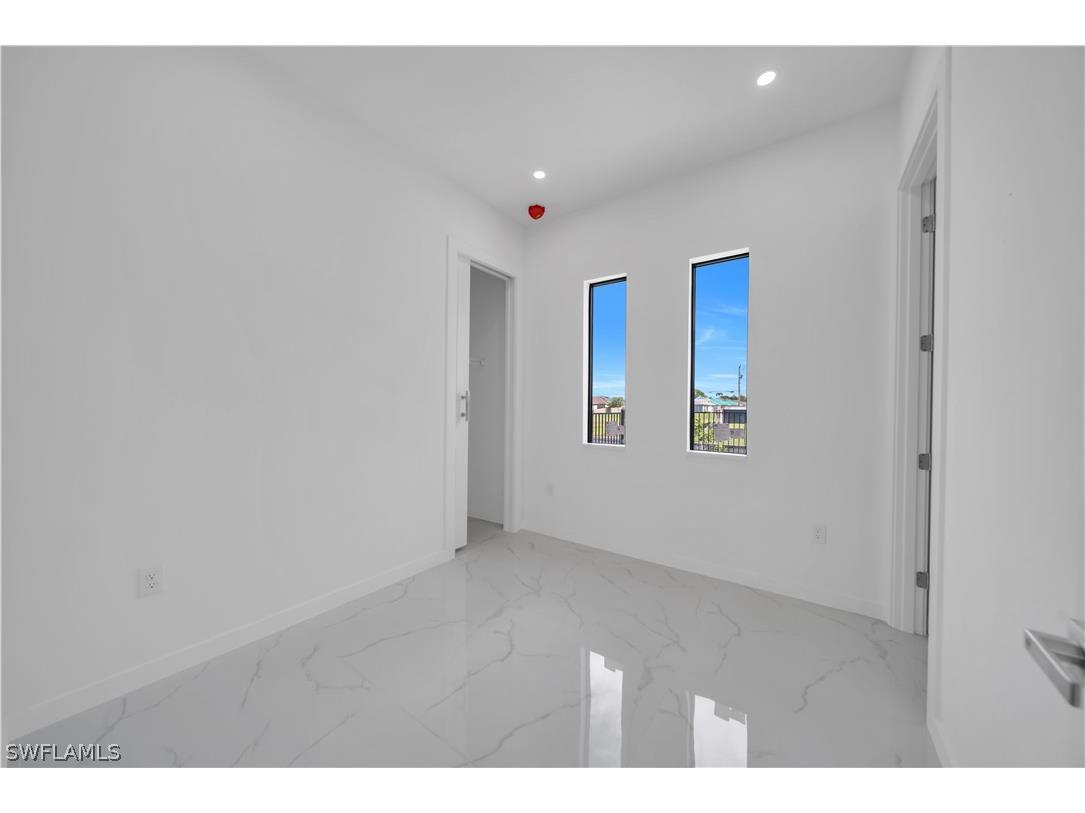 2318 NW 30th Terrace Cape Coral FL 33993 226002265 image15