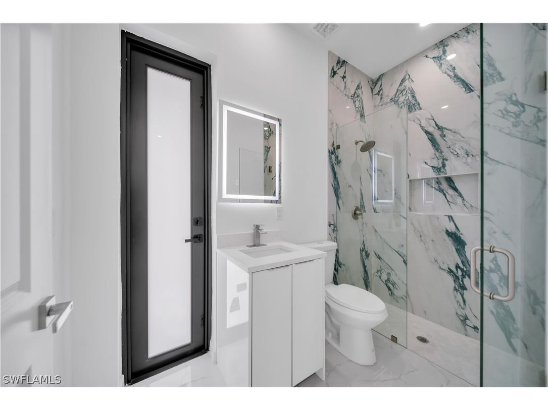 2318 NW 30th Terrace Cape Coral FL 33993 226002265 image17