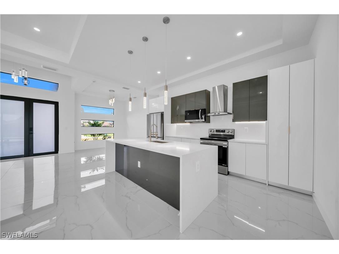 2318 NW 30th Terrace Cape Coral FL 33993 226002265 image3