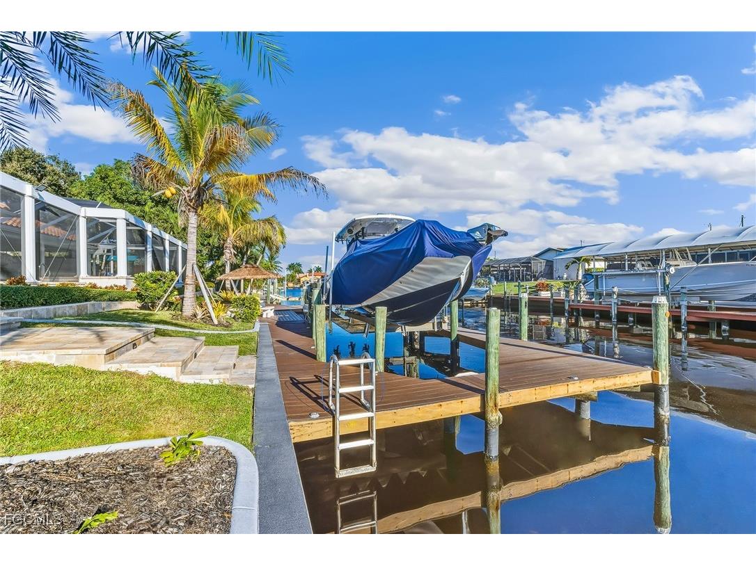 2318 SE 27th Street Cape Coral FL 33904 2025021666 image32