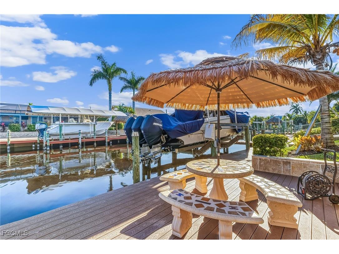 2318 SE 27th Street Cape Coral FL 33904 2025021666 image35