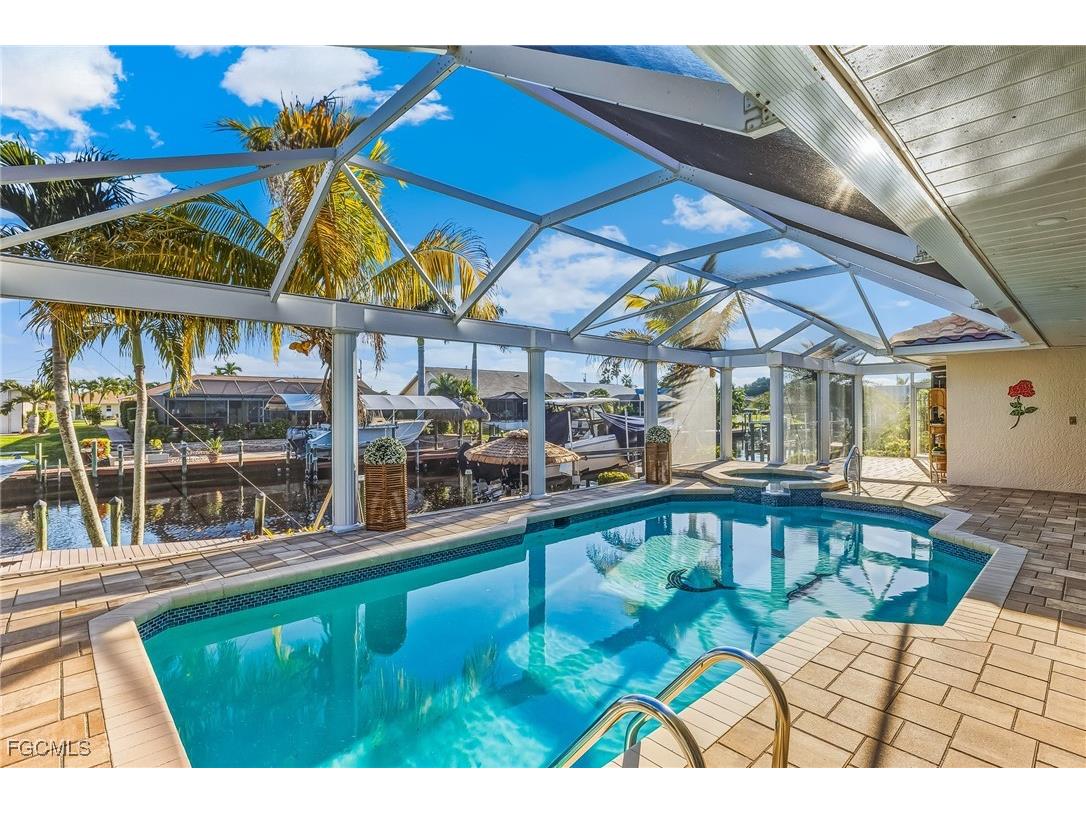 2318 SE 27th Street Cape Coral FL 33904 2025021666 image6