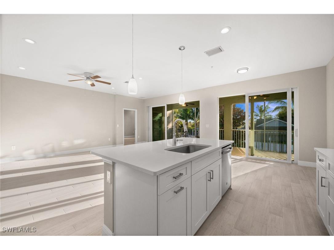 2318 Sawyers Hill Road #107 Naples FL 34120 225075164 image11