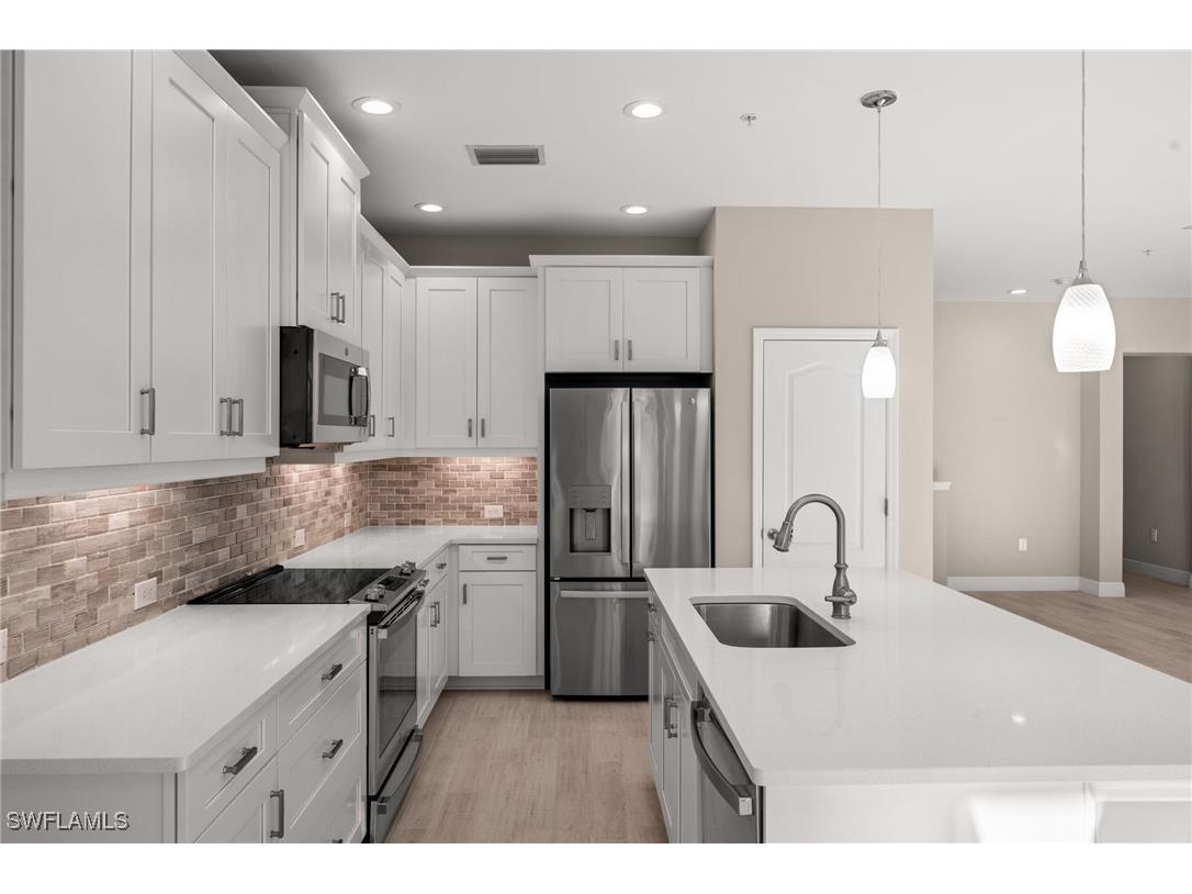 2318 Sawyers Hill Road #107 Naples FL 34120 225075164 image14