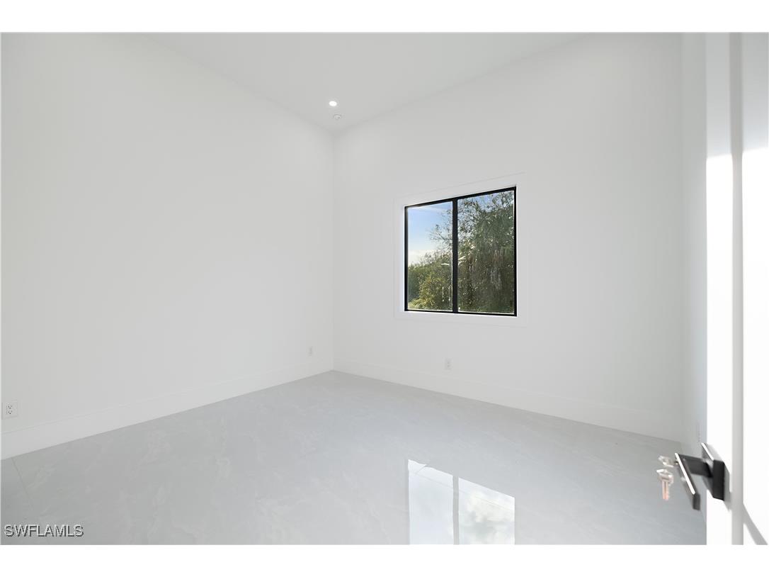 2319 54th Avenue NE Naples FL 34120 225084023 image22