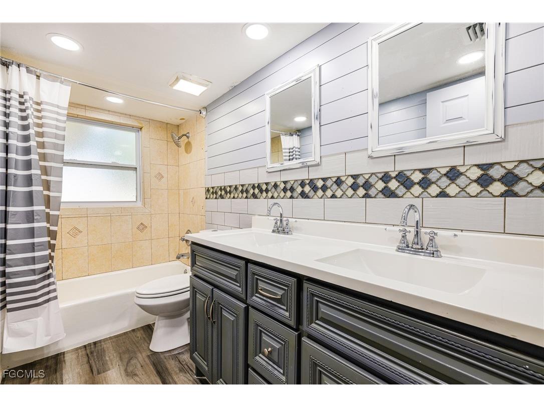 2319 Barcelona Avenue Fort Myers FL 33905 2025023858 image19