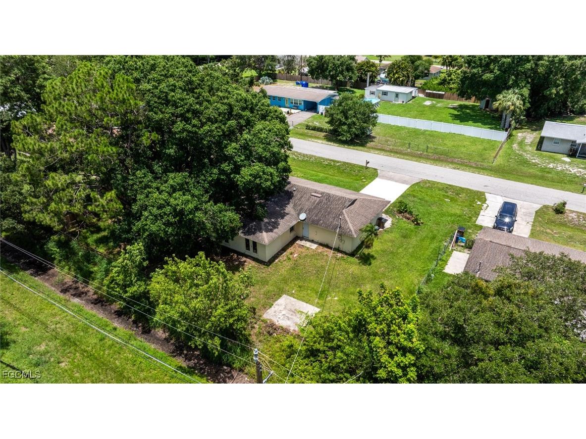 2319 Barcelona Avenue Fort Myers FL 33905 2025023858 image35