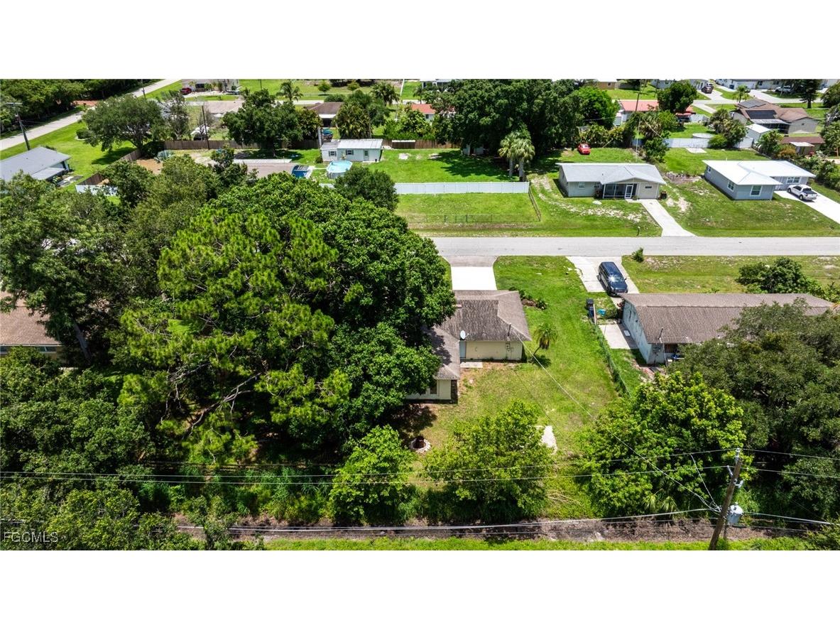 2319 Barcelona Avenue Fort Myers FL 33905 2025023858 image36