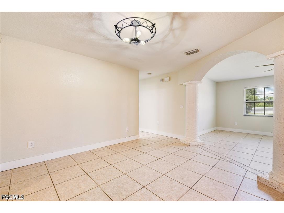 2319 Barcelona Avenue Fort Myers FL 33905 2026023258 image8