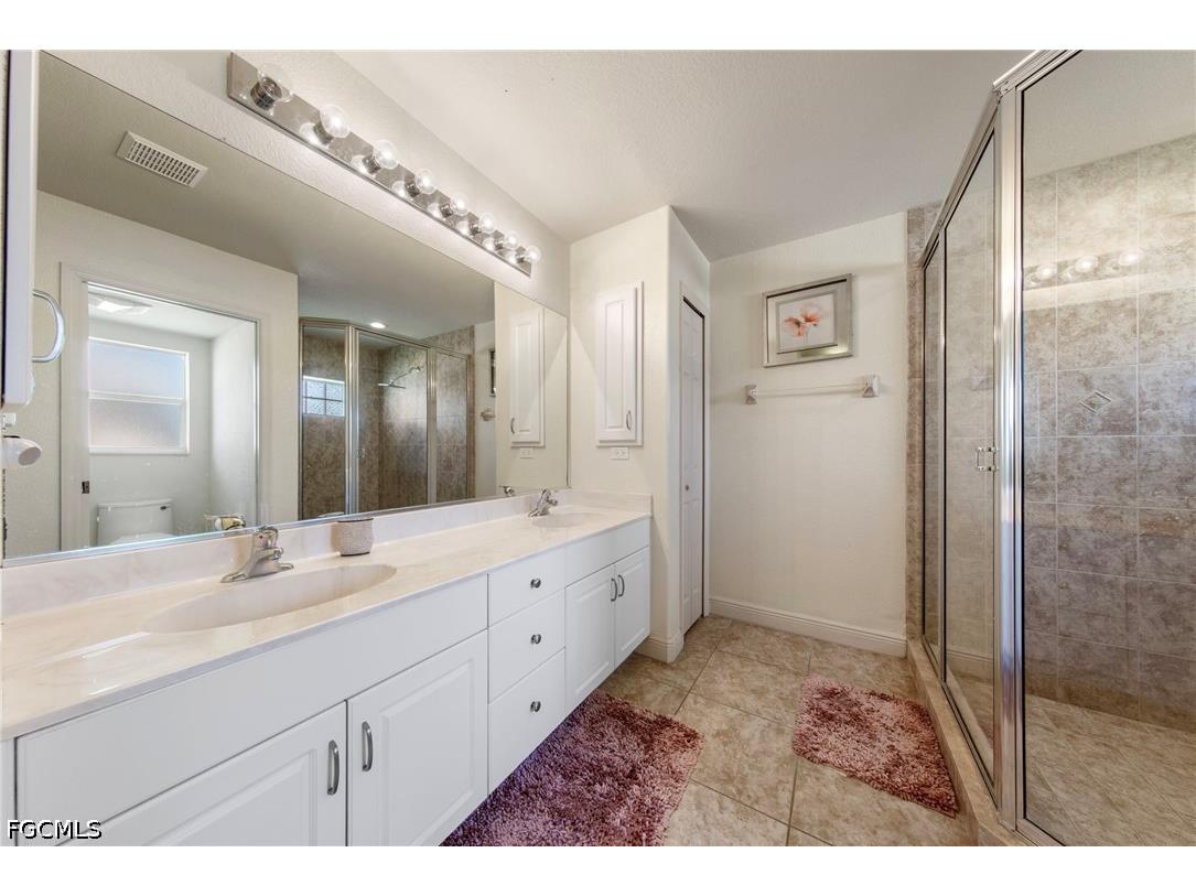 2319 Coral Point Drive Cape Coral FL 33990 2026024902 image25