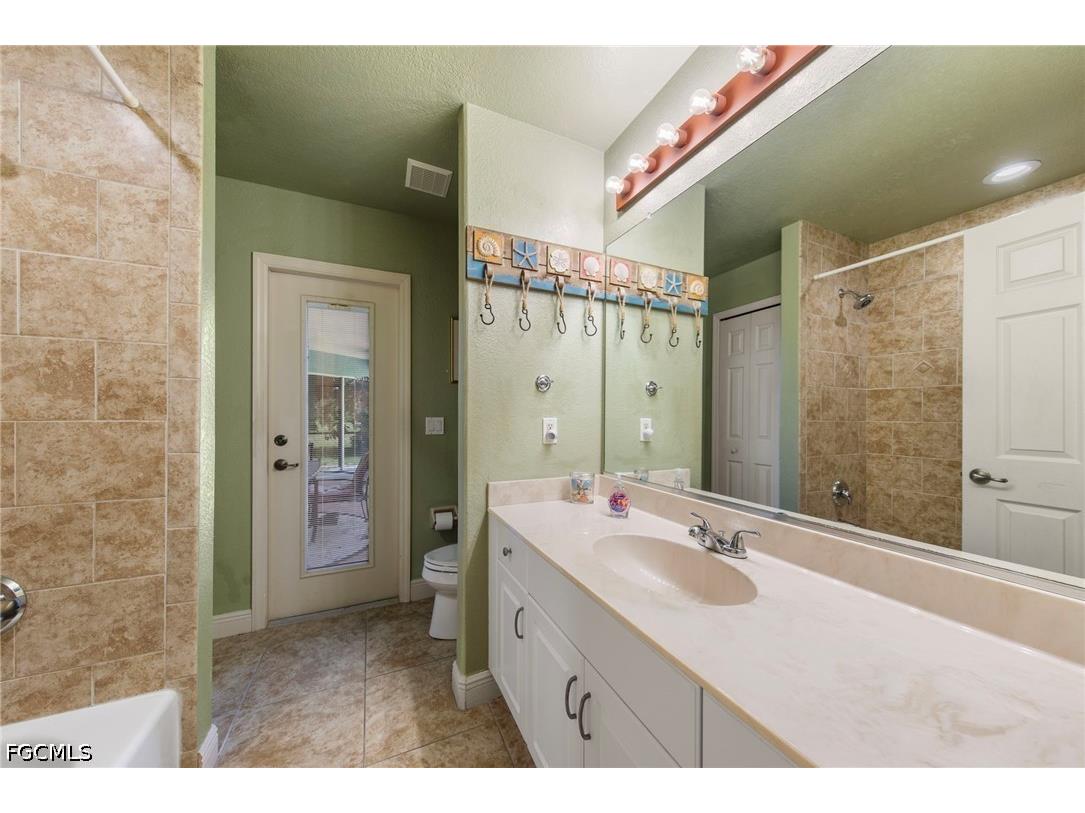 2319 Coral Point Drive Cape Coral FL 33990 2026024902 image27