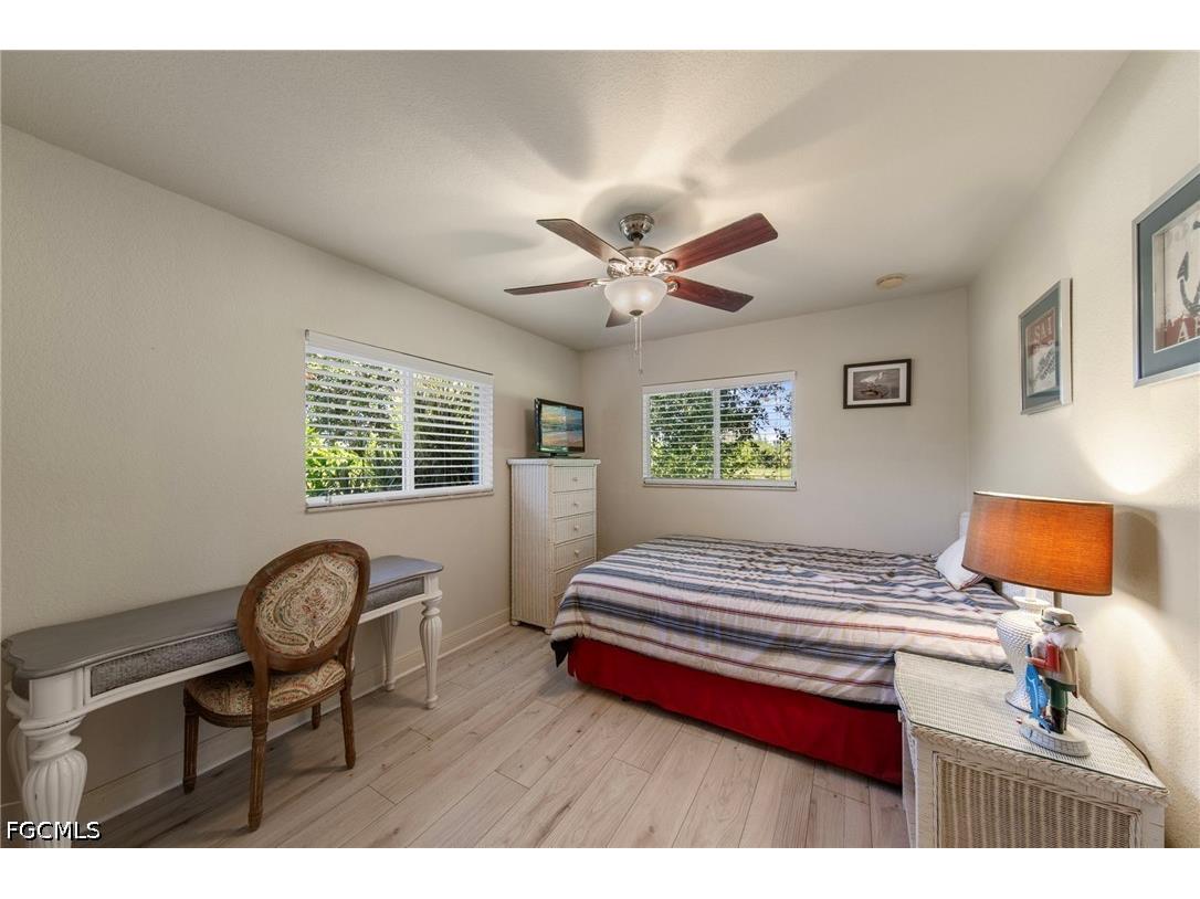 2319 Coral Point Drive Cape Coral FL 33990 2026024902 image32
