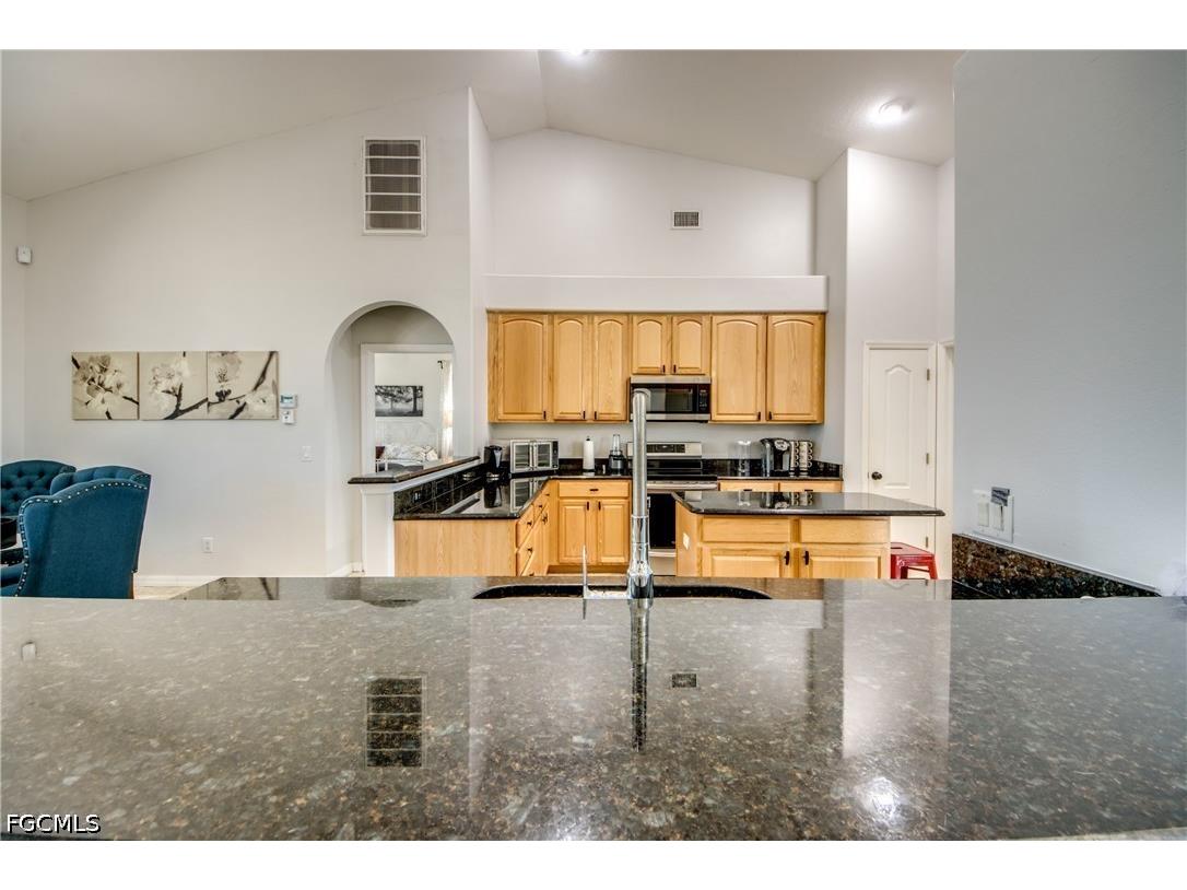 2319 NE 19th Street Cape Coral FL 33909 2026025226 image13