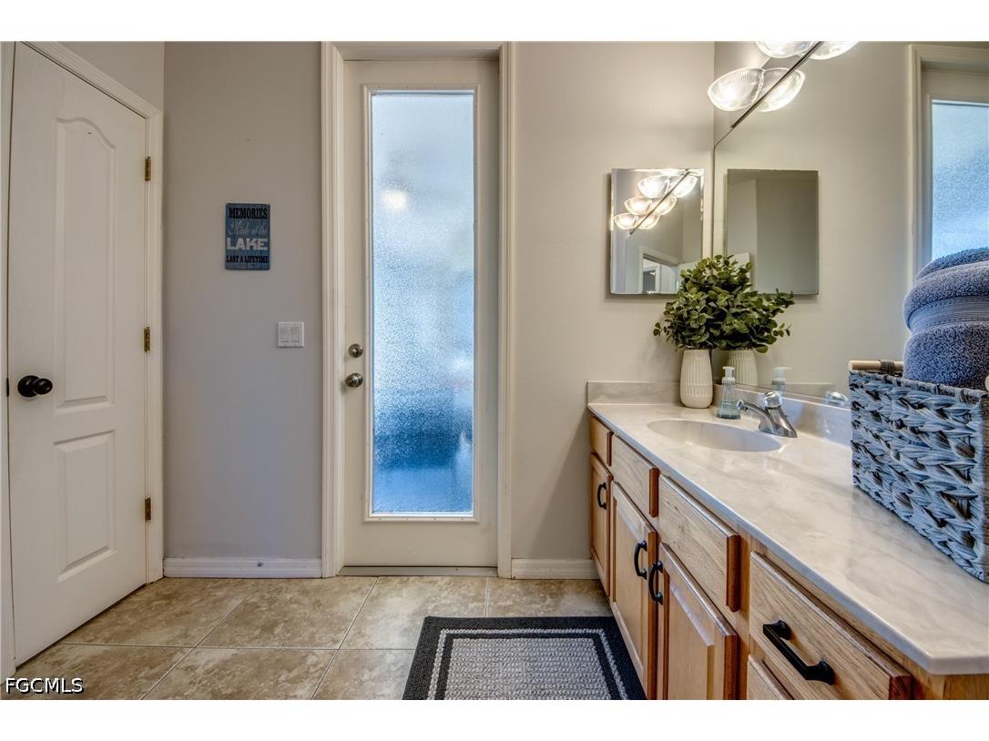 2319 NE 19th Street Cape Coral FL 33909 2026025226 image37