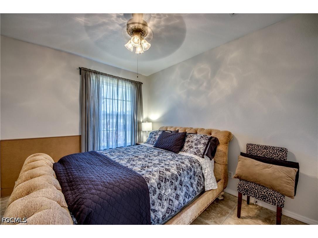 2319 NE 19th Street Cape Coral FL 33909 2026025226 image39
