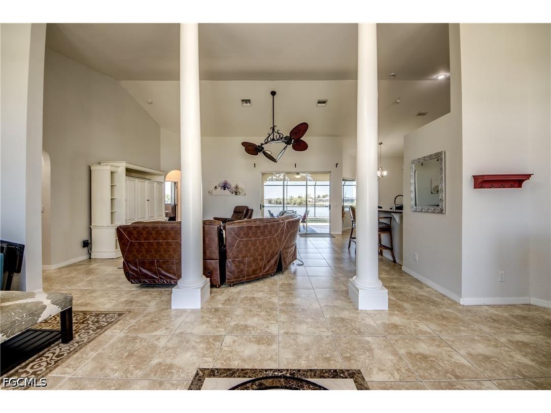 2319 NE 19th Street Cape Coral FL 33909 2026025226 image4