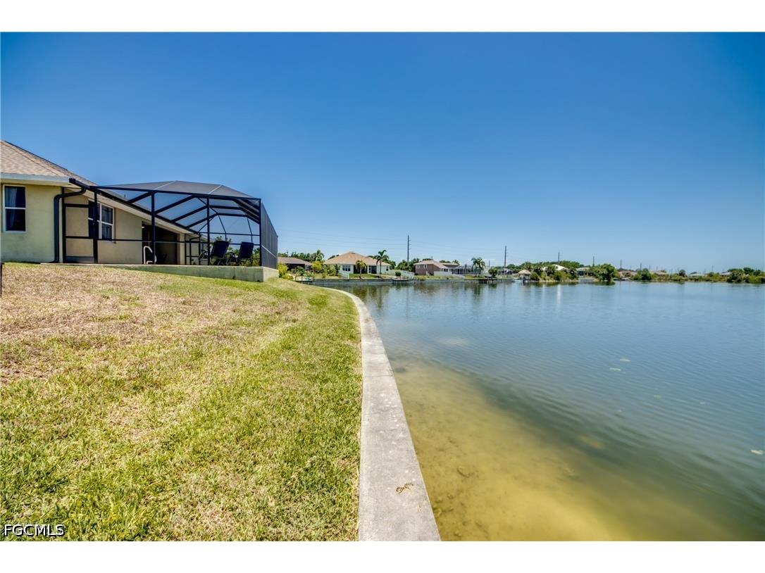 2319 NE 19th Street Cape Coral FL 33909 2026025226 image48