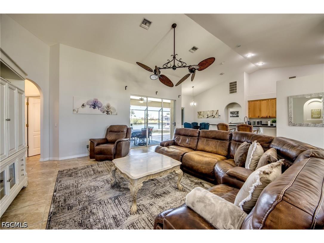 2319 NE 19th Street Cape Coral FL 33909 2026025226 image7