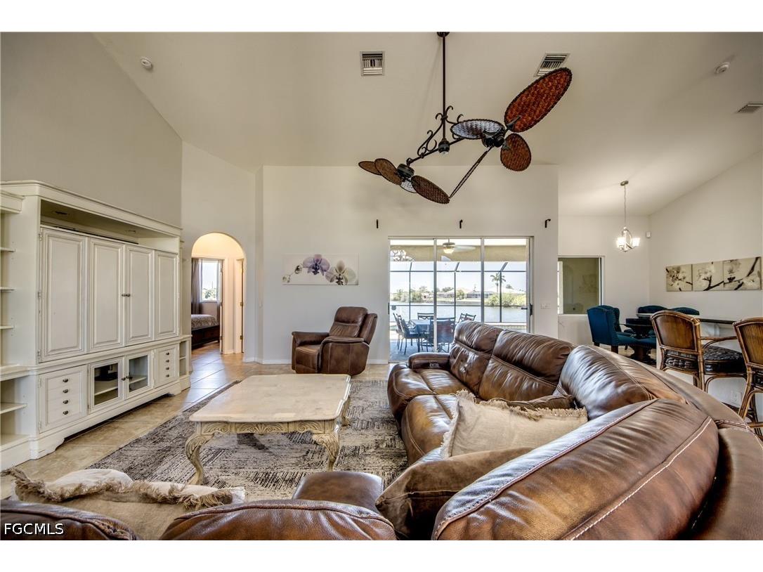 2319 NE 19th Street Cape Coral FL 33909 2026025226 image8