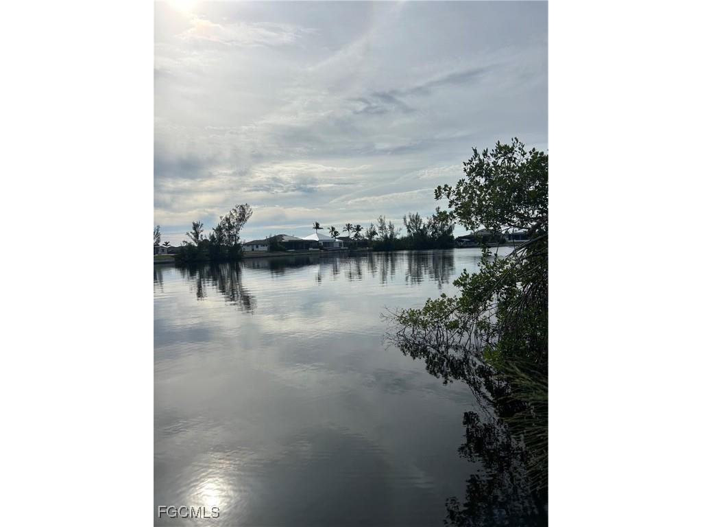 2319 NW 44th Place Cape Coral FL 33993 2026006280 image1