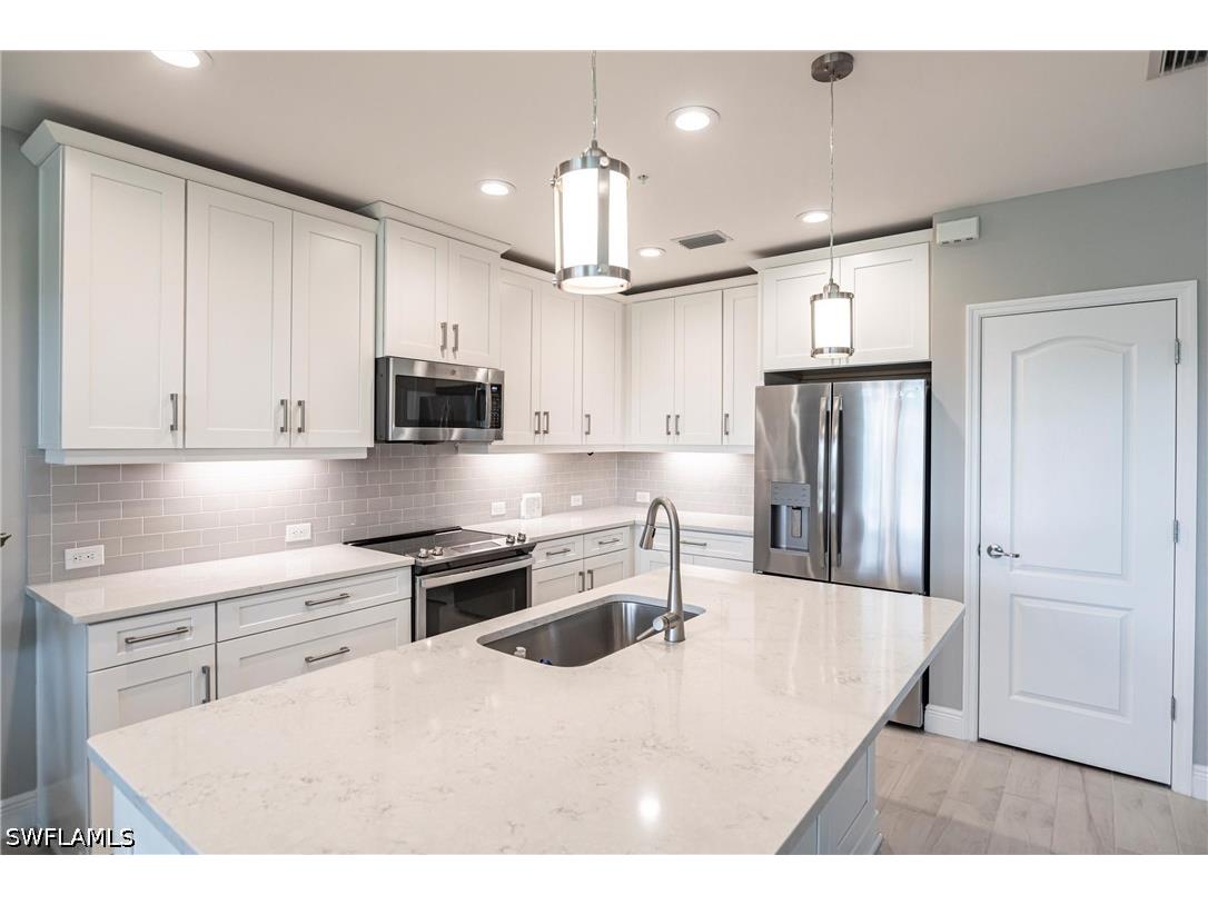 2319 Sawyers Hill Road #703 Naples FL 34120 226012975 image6