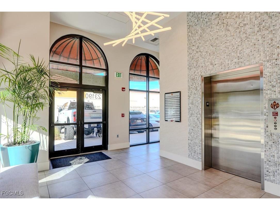 23190 Fashion Drive #P211 & P212 Estero FL 33928 2025025272 image1